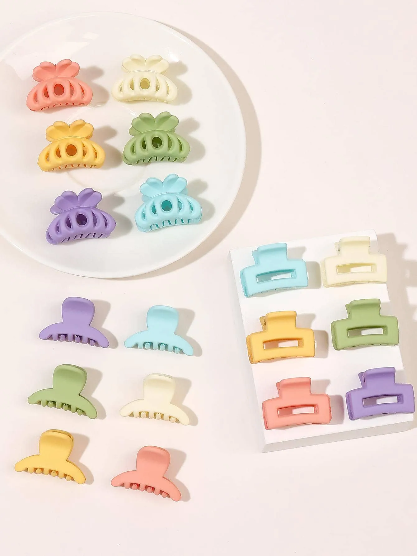 18pcs Solid Matte Hair Claw Flower Claw