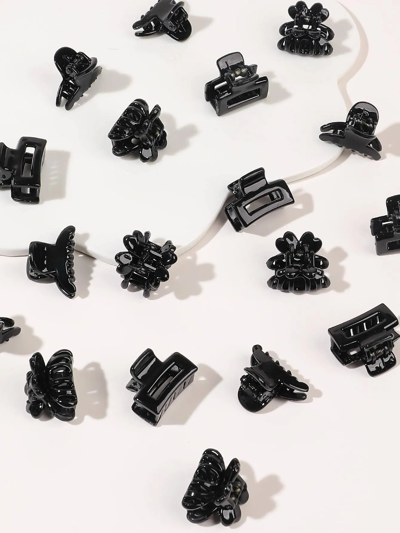 18pcs Solid Matte Hair Claw Flower Claw