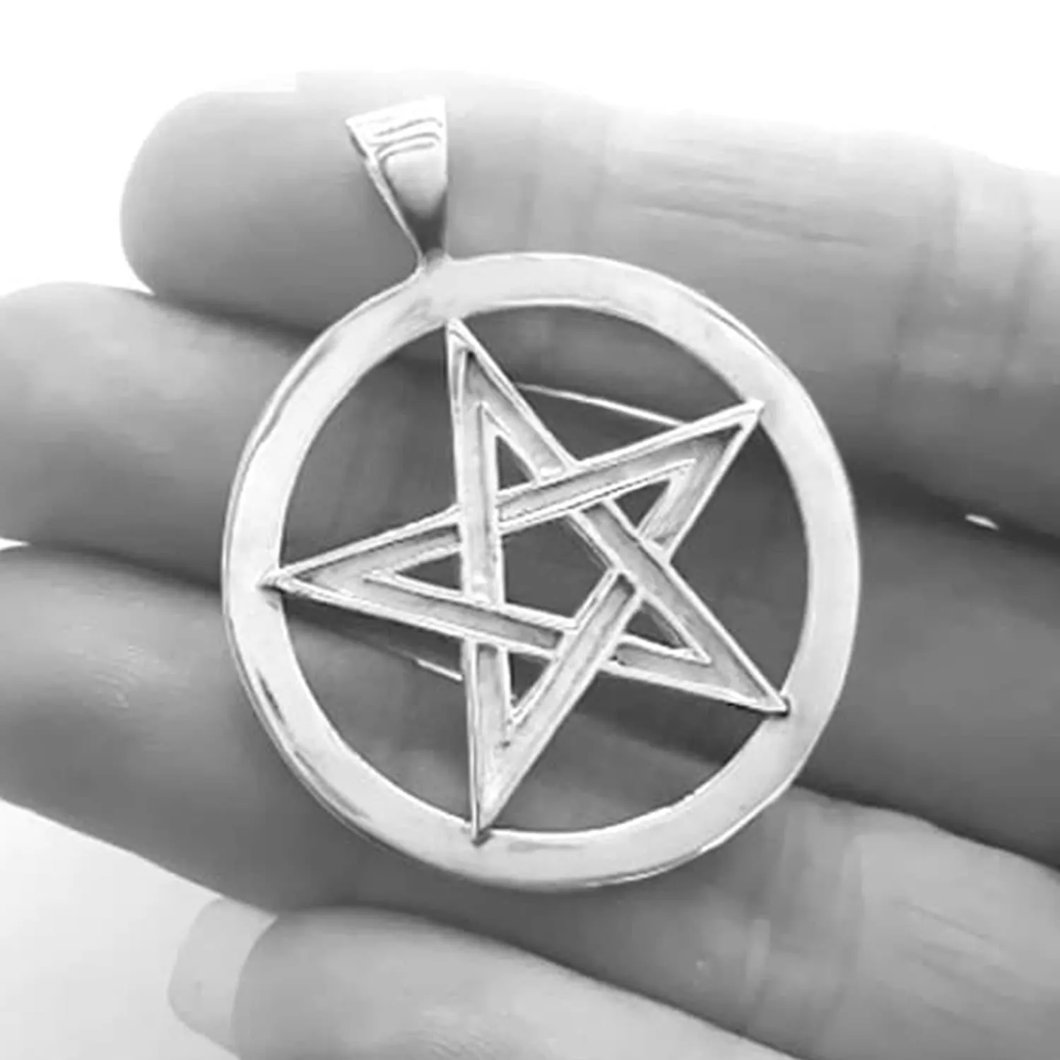 3.2cm Large Pentagram Pendant Necklace