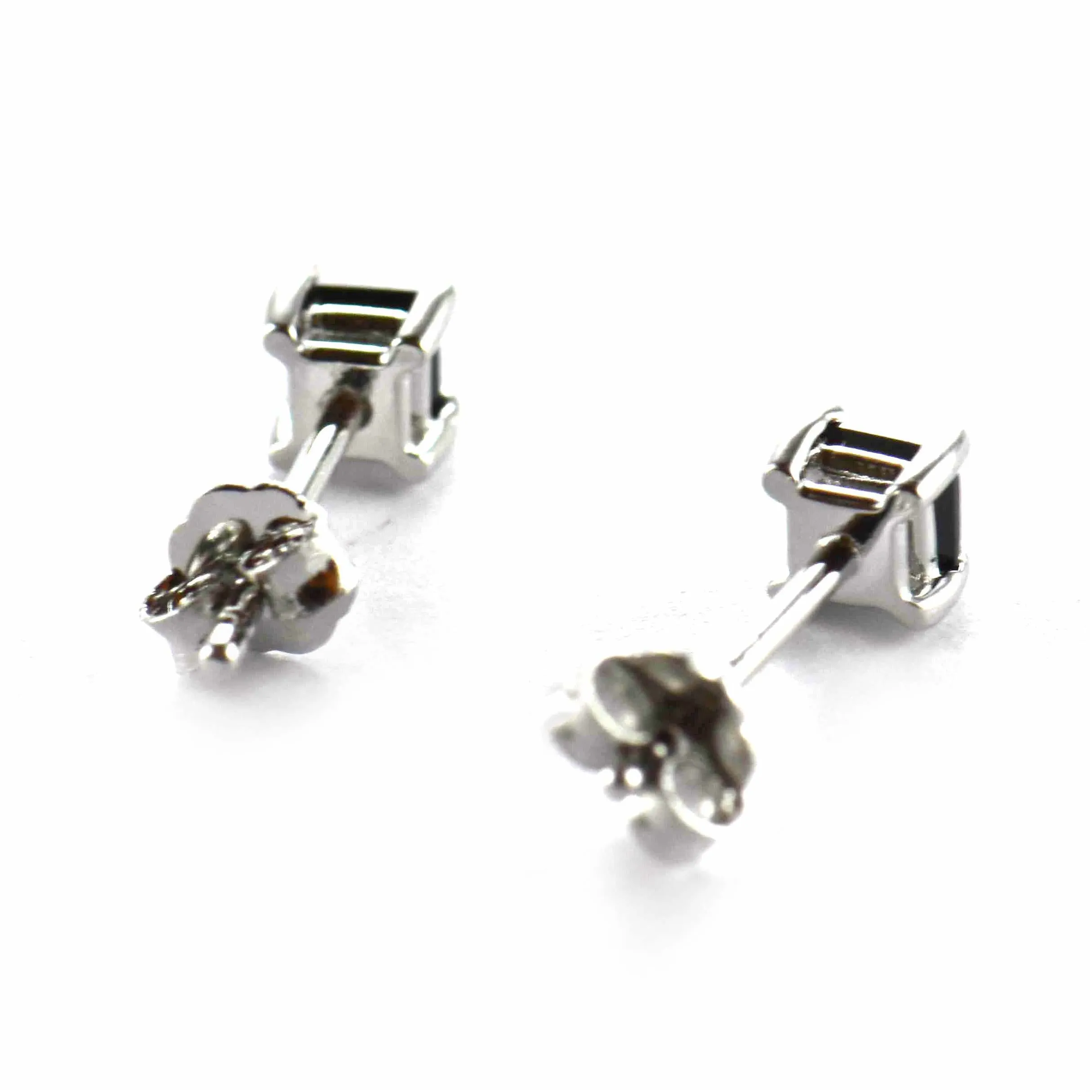 4 claws 3mm silver studs earring with black CZ