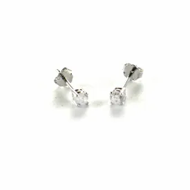 4 claws silver studs earring with 2mm CZ