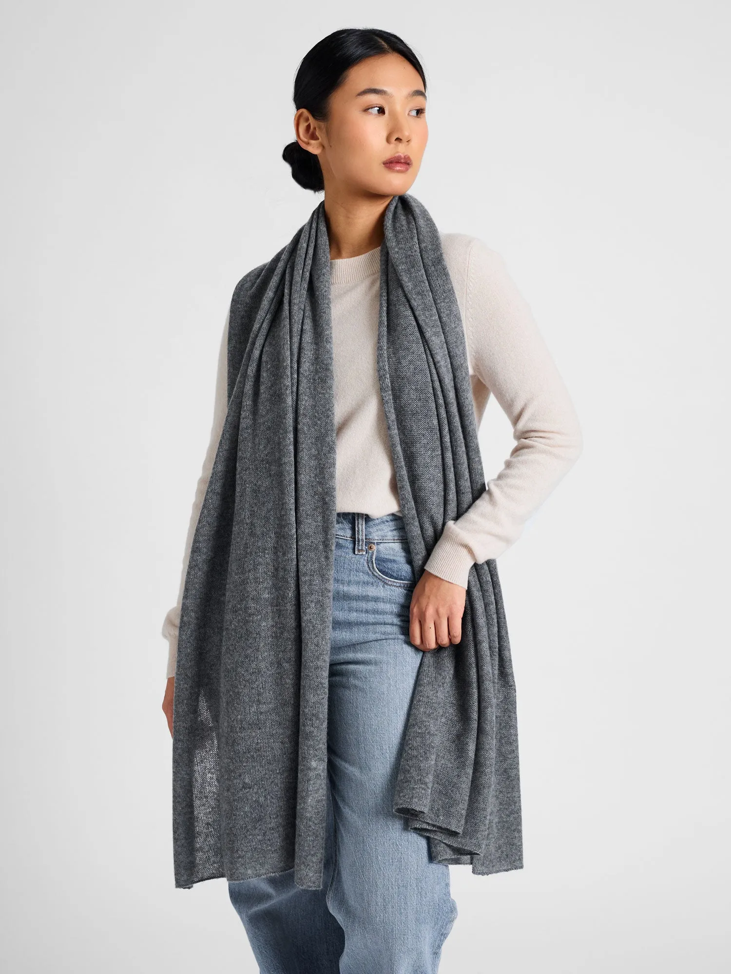 Airy cashmere scarf "Flow" - dark grey