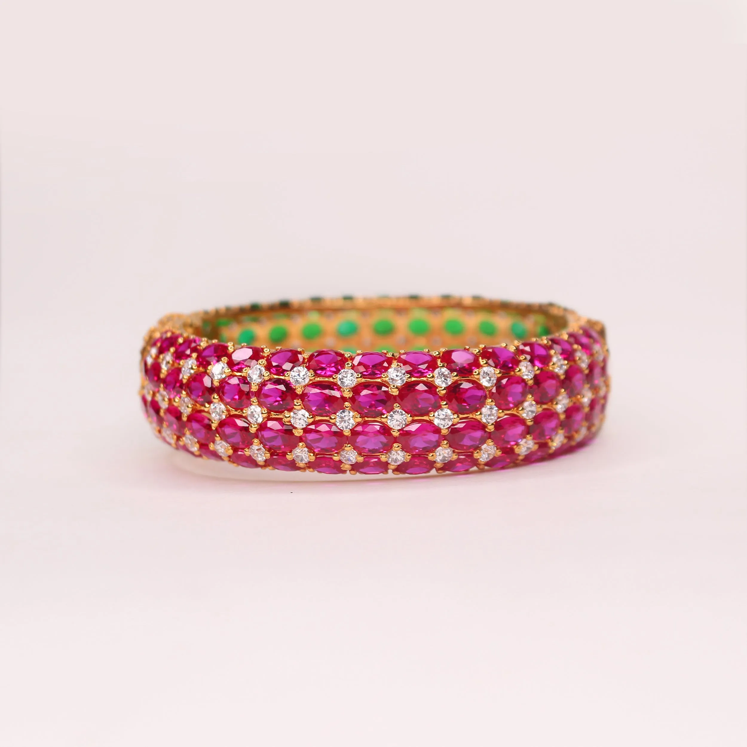 Bangle in Jade and Chetum