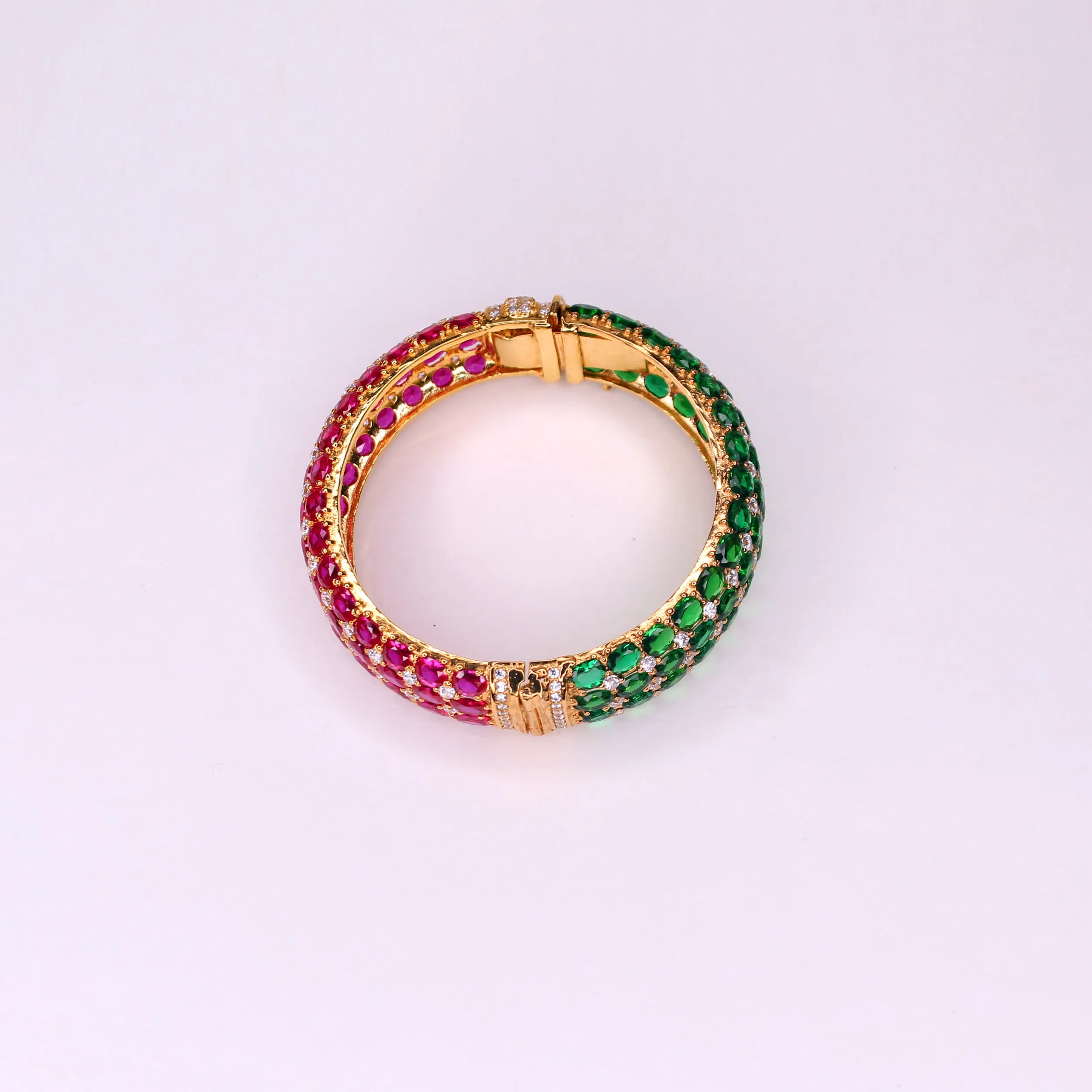 Bangle in Jade and Chetum