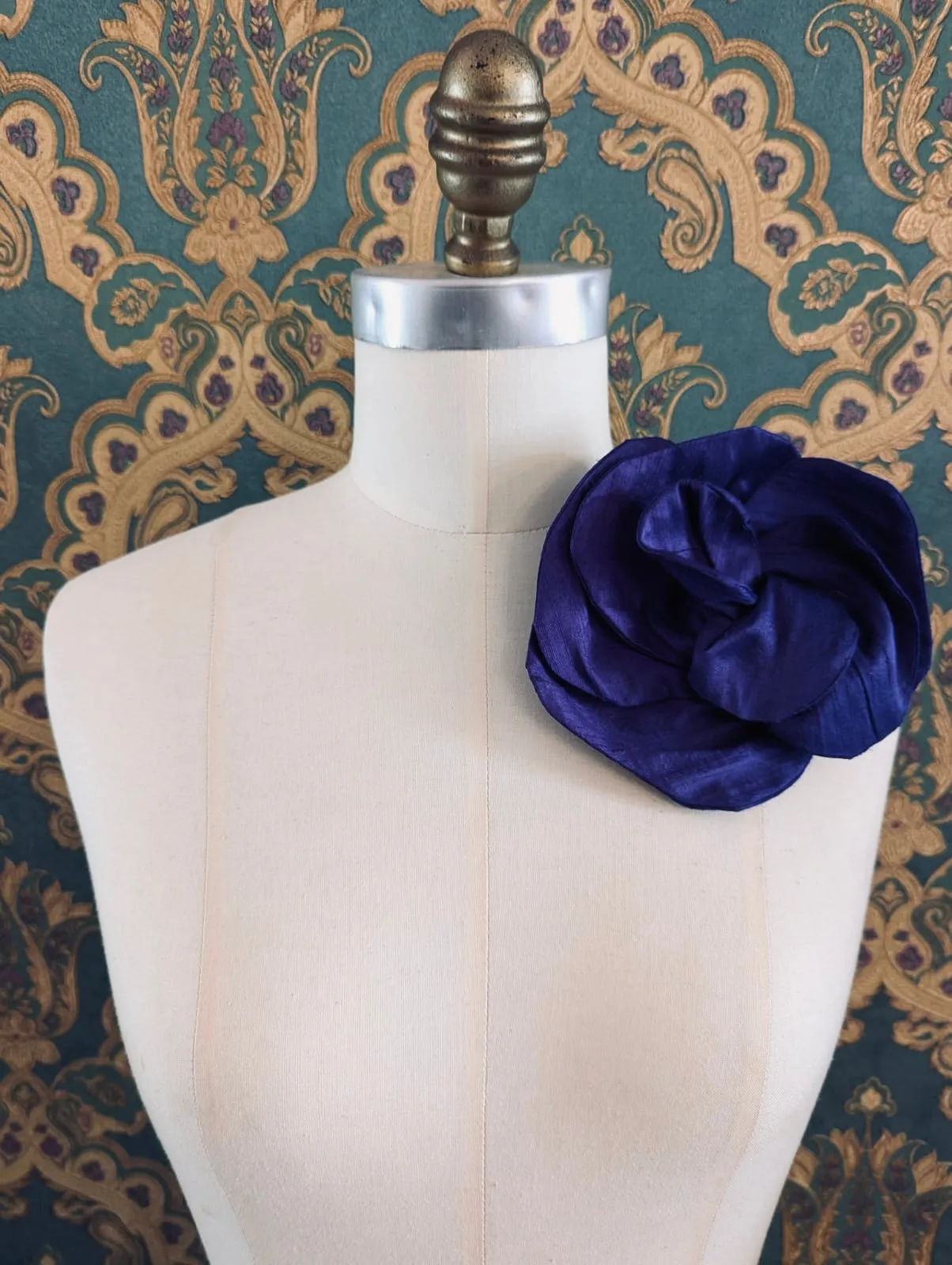 Bellucci Silk-Flower Brooch  - small