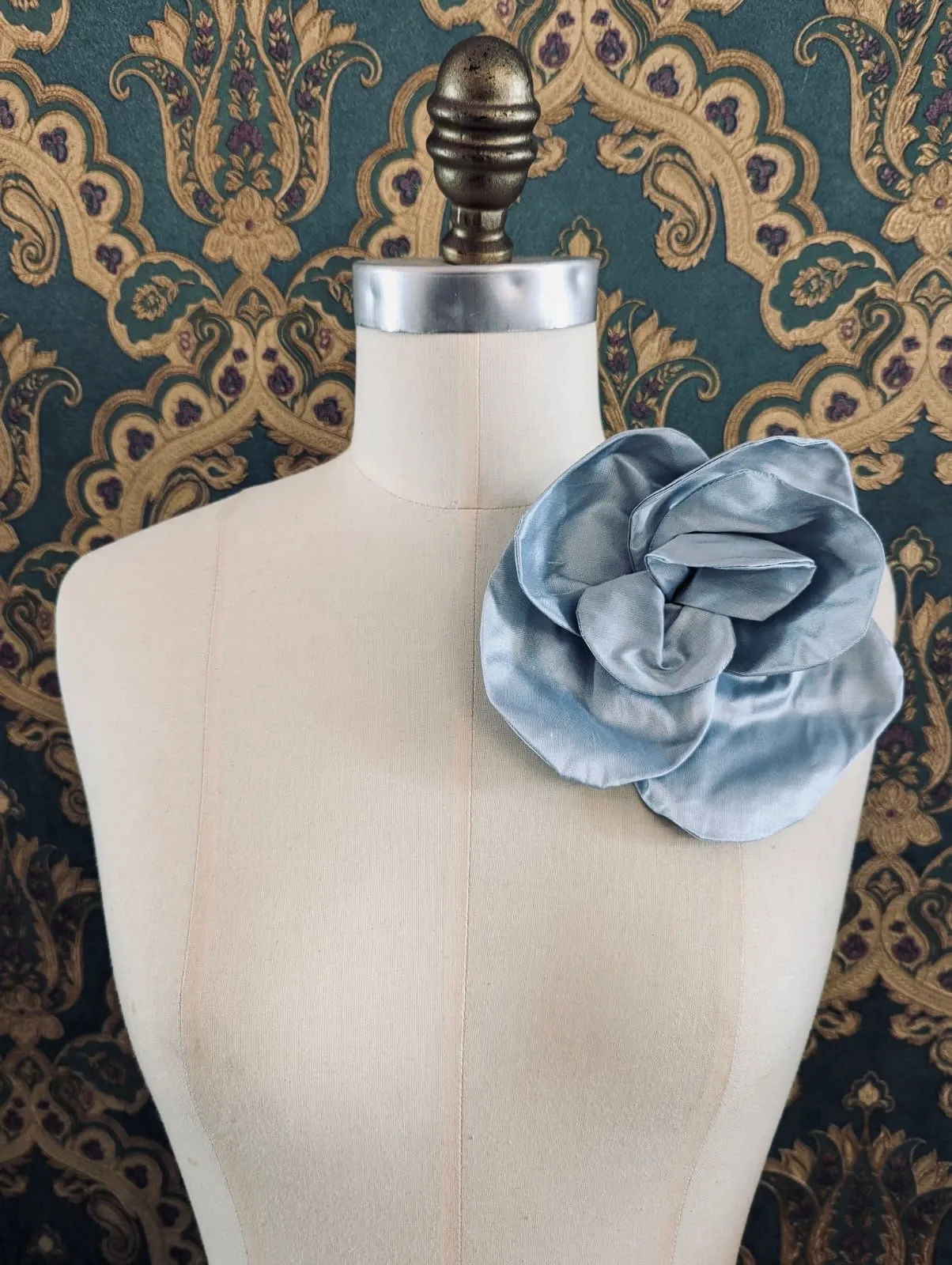 Bellucci Silk-Flower Brooch  - small