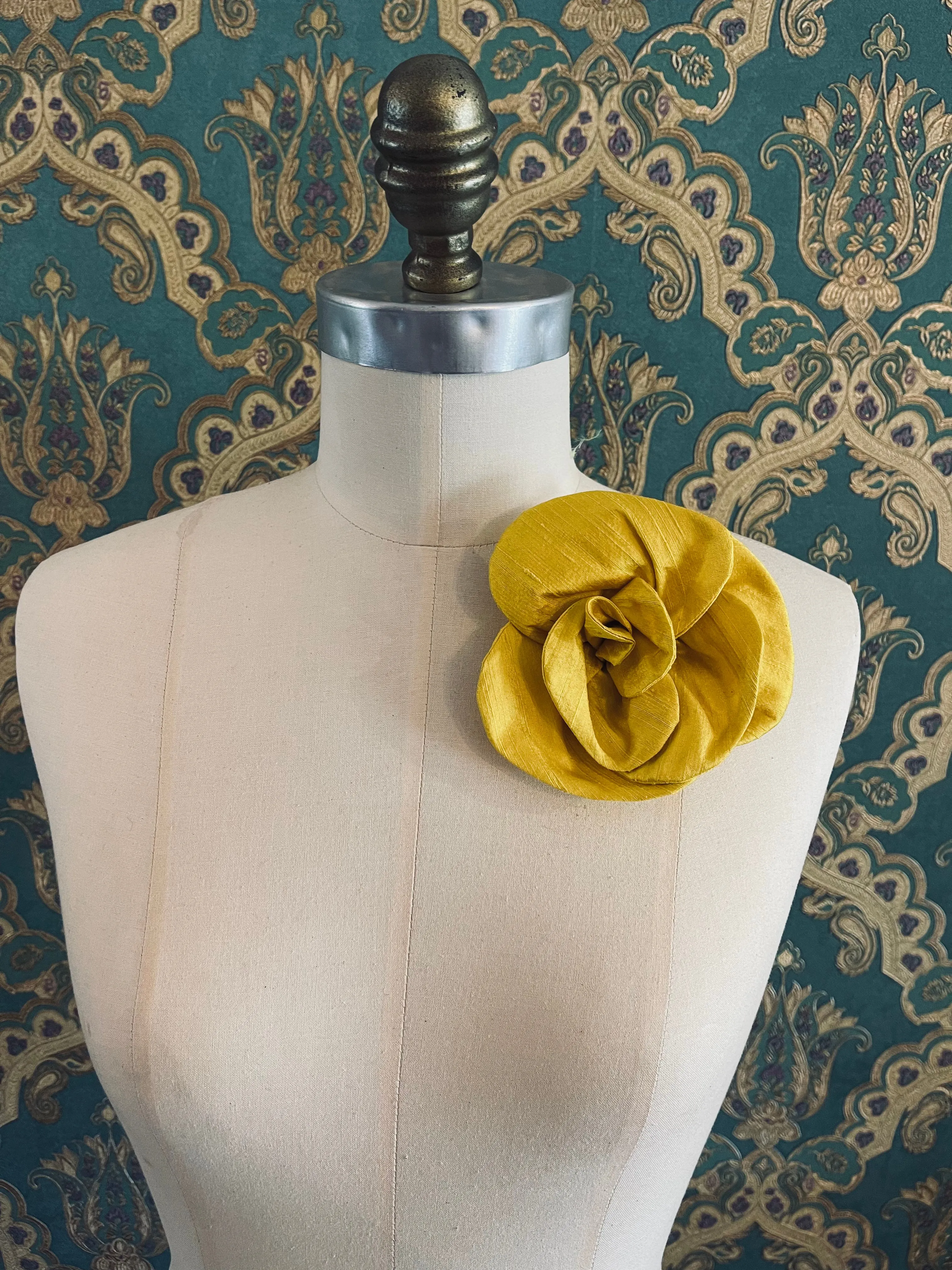 Bellucci Silk-Flower Brooch  - small