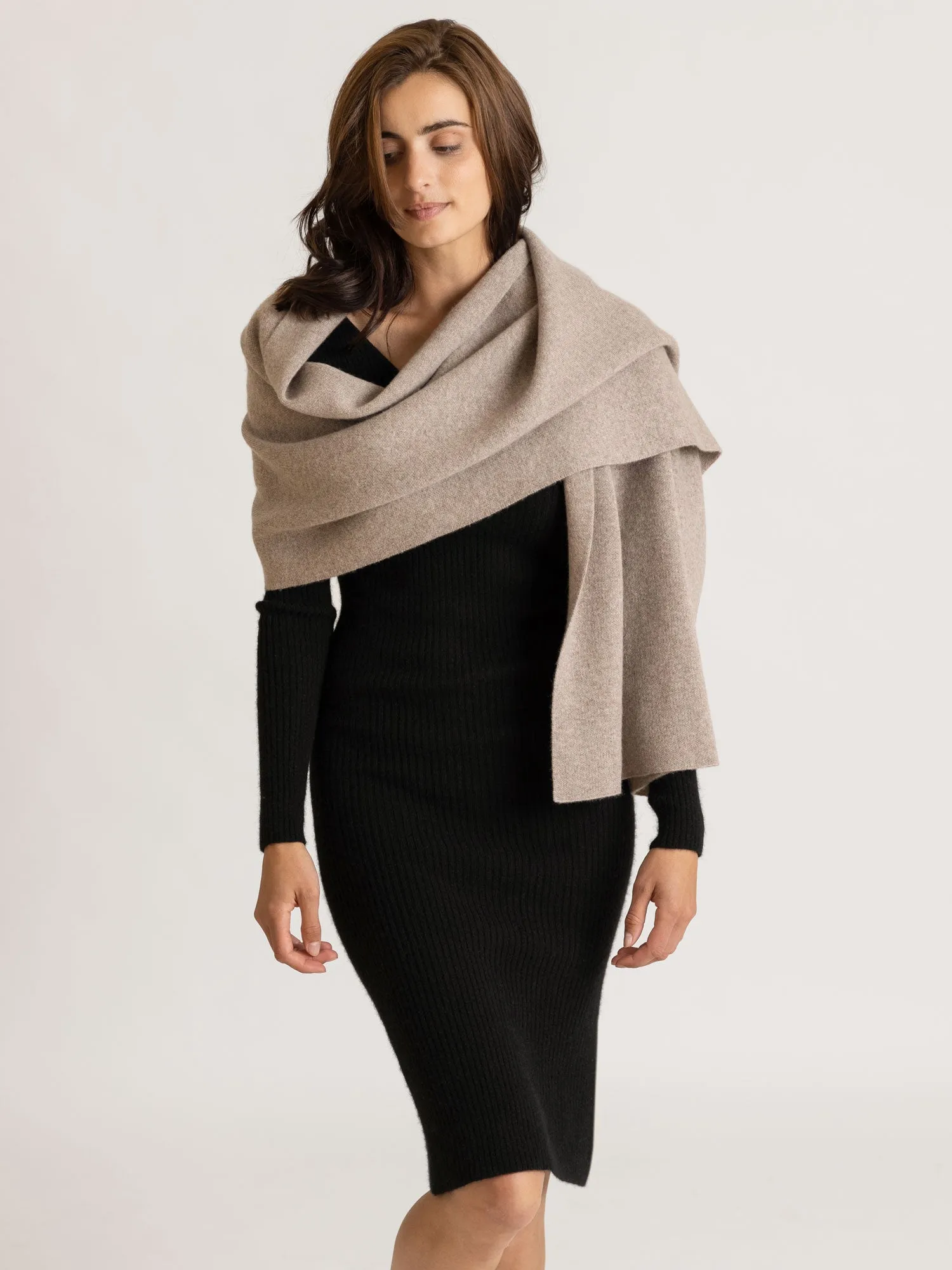 Cashmere scarf "Nobel" - toast