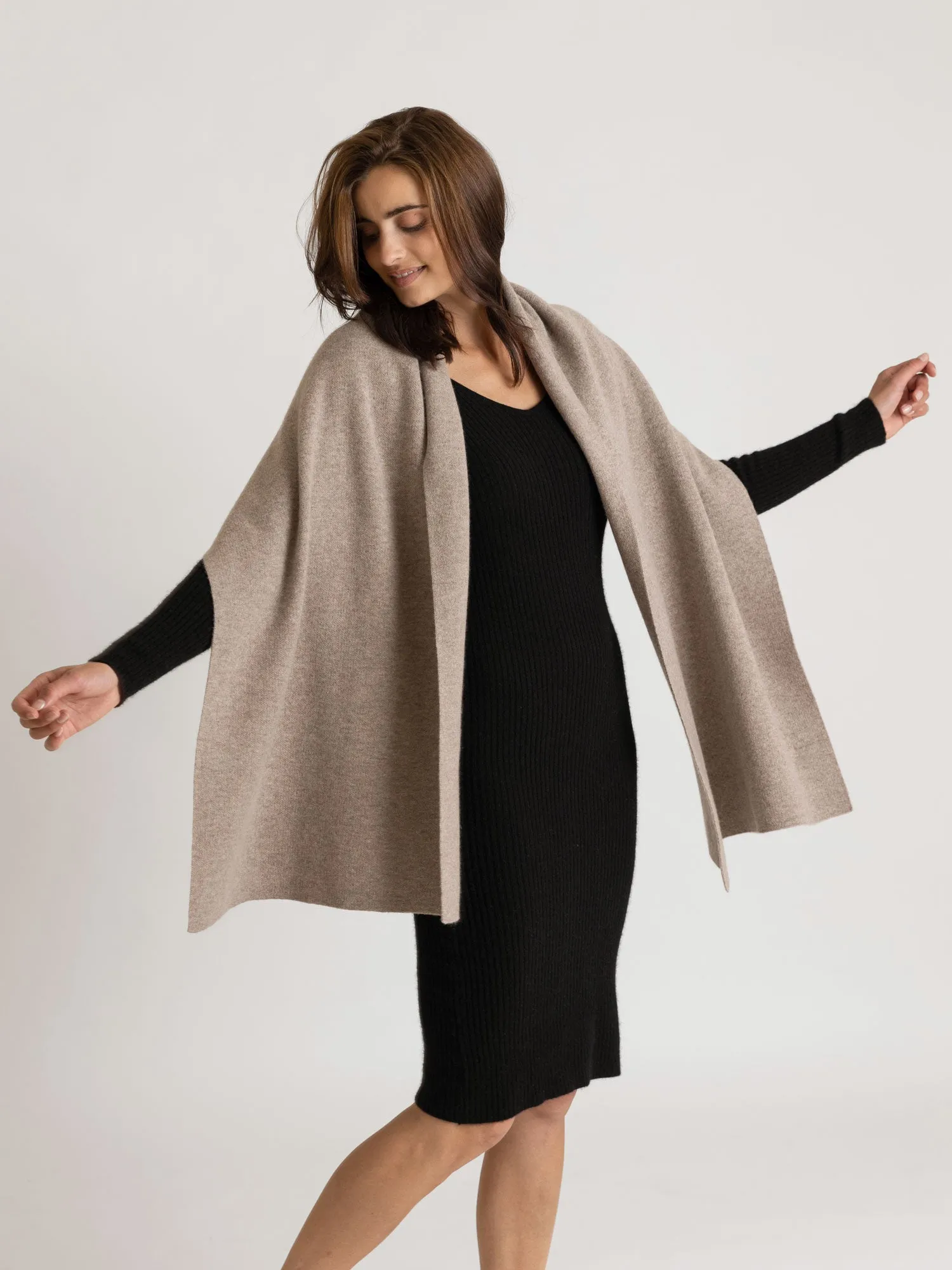 Cashmere scarf "Nobel" - toast