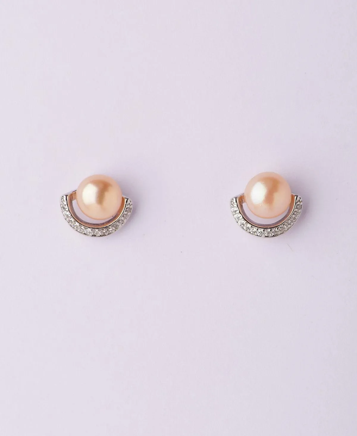 Classy Pink Stud Pearl Earring