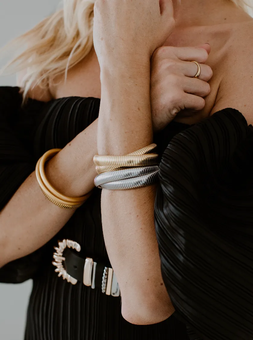 Connected Cobra Bracelet Set