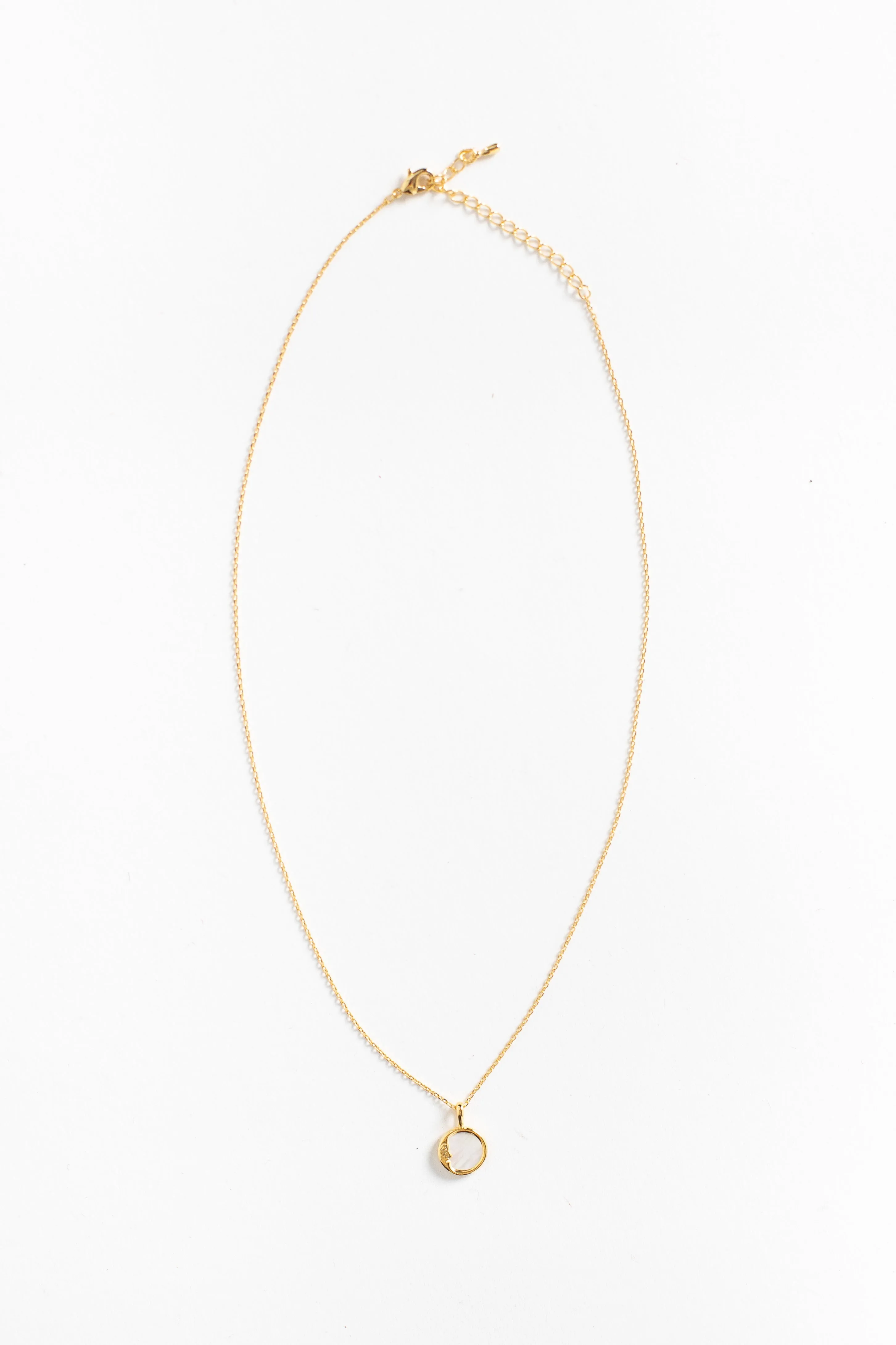 Cove Mother of Pearl Circle