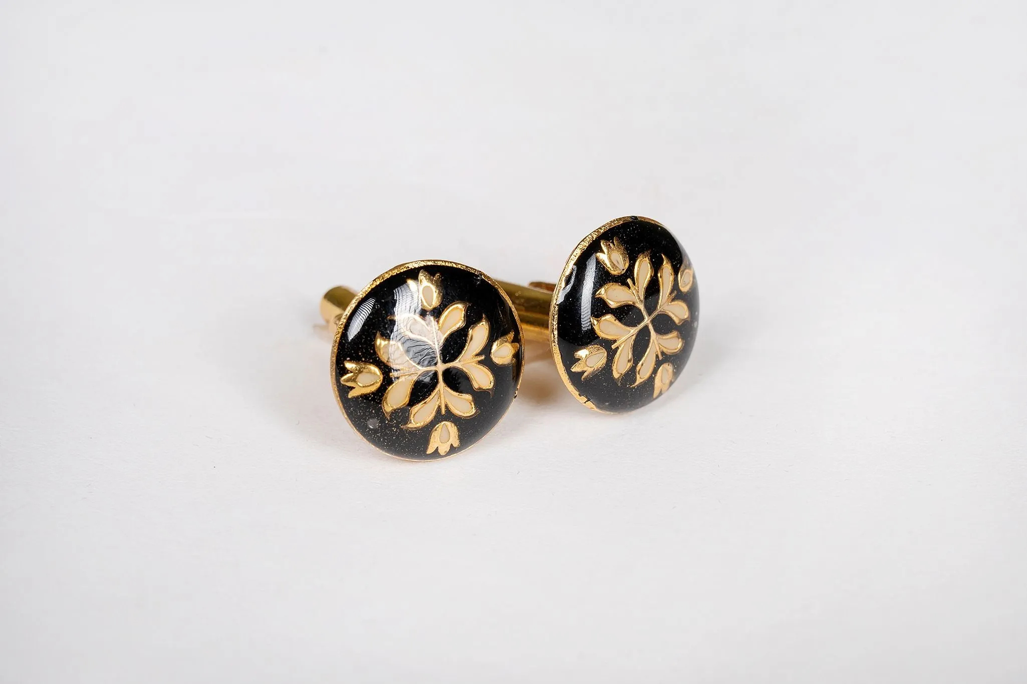 Enamel Butta Cufflinks