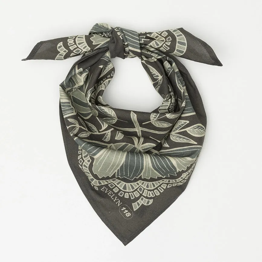 Evelyn Bandana