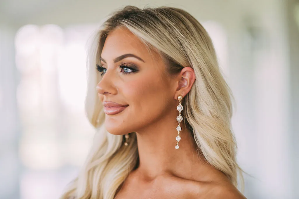 Gradual Crystal Drop Earrings