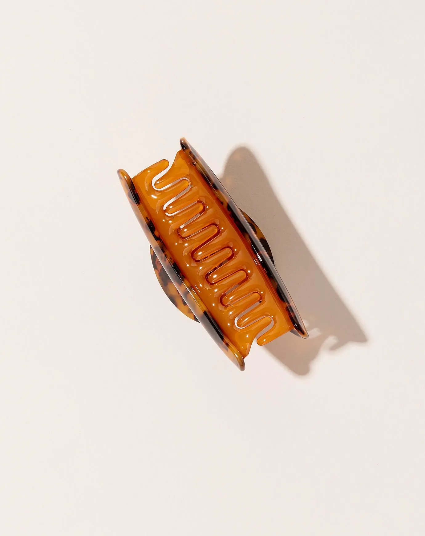 Grande Heirloom Claw in Tortoise