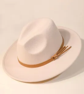 Sparrow Hat in Ivory