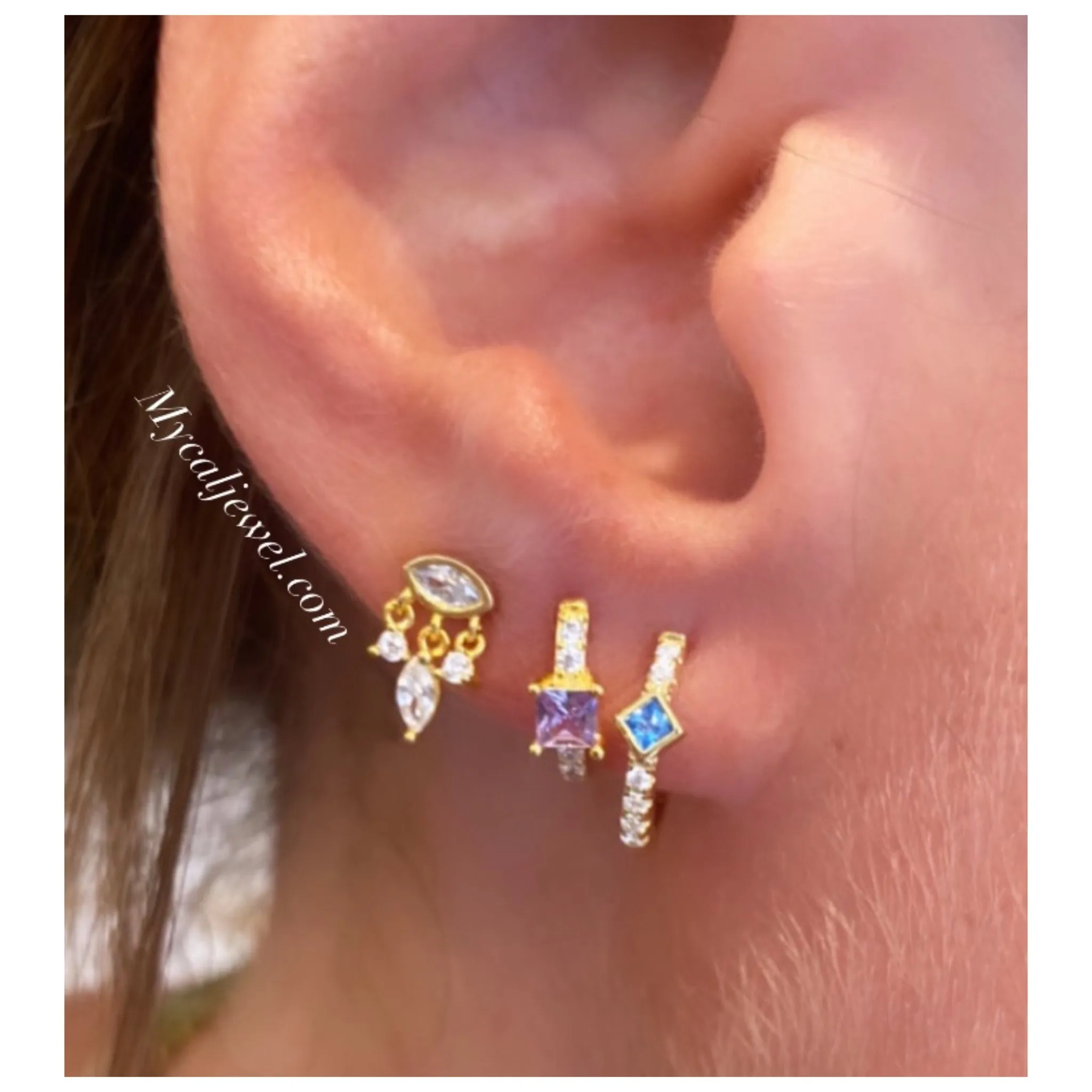 Waterfall Eye Stud Earring